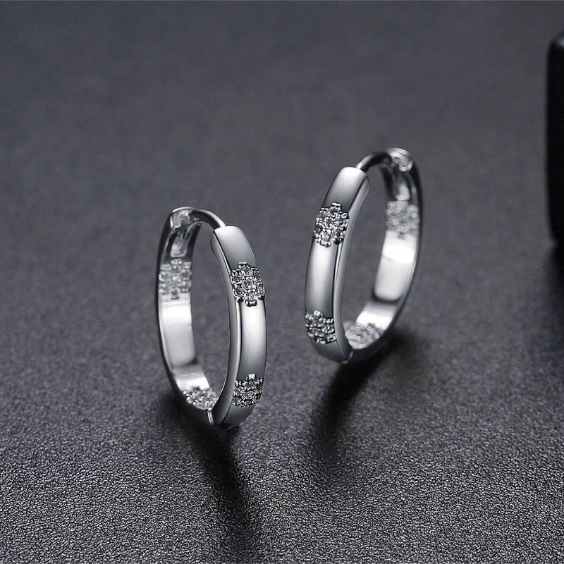 Women's Versatile Inlaid Diamond Elegant Patterned Earrings