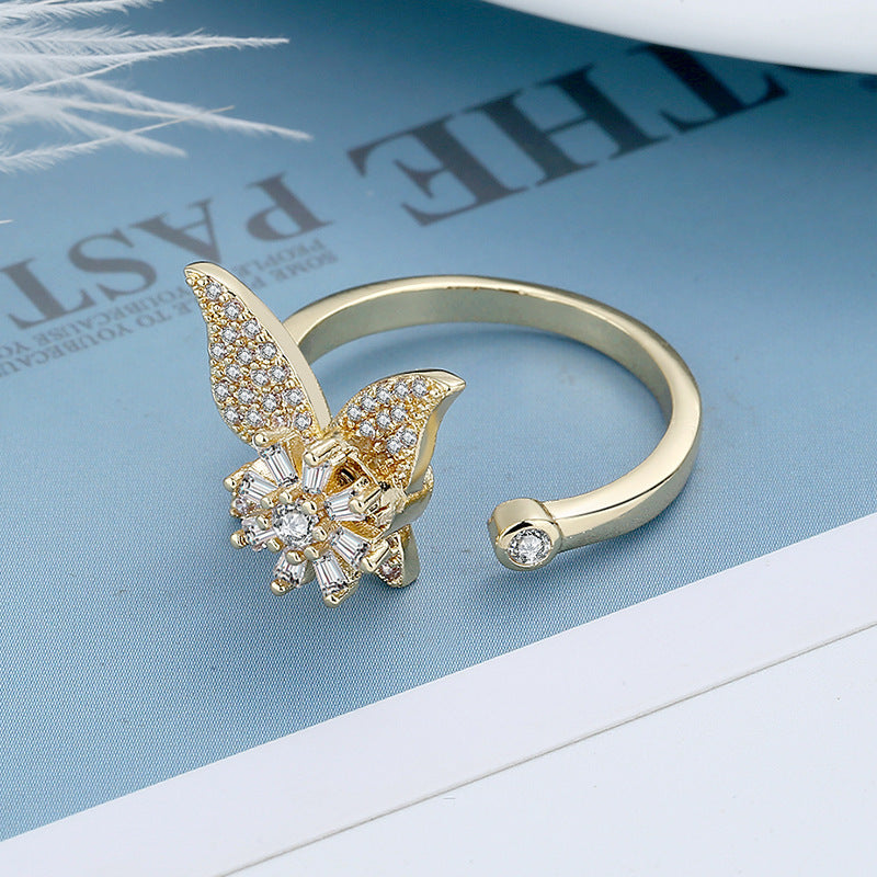 Fashion Luxury Golden Butterfly Zircon Spinning Ring Suit